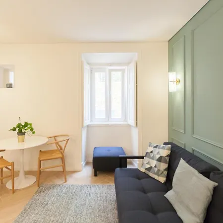 דירה Flh Lapa With Interior Pateo ליסבון