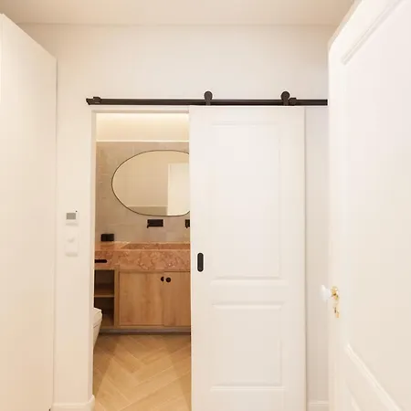 Flh Lapa With Interior Pateo